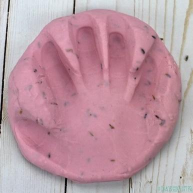 A picture containing pink, plastic

Description automatically generated