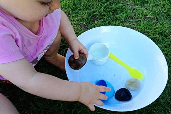 games to play with babies- starting out with water play