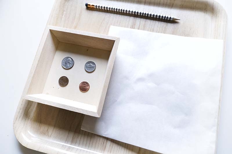 20+ Montessori Toddler Art Trays for Open-ended Creativity