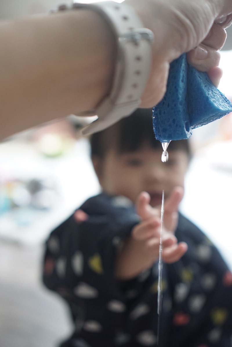 Toy Bath Sensory Play for Babies & Toddlers