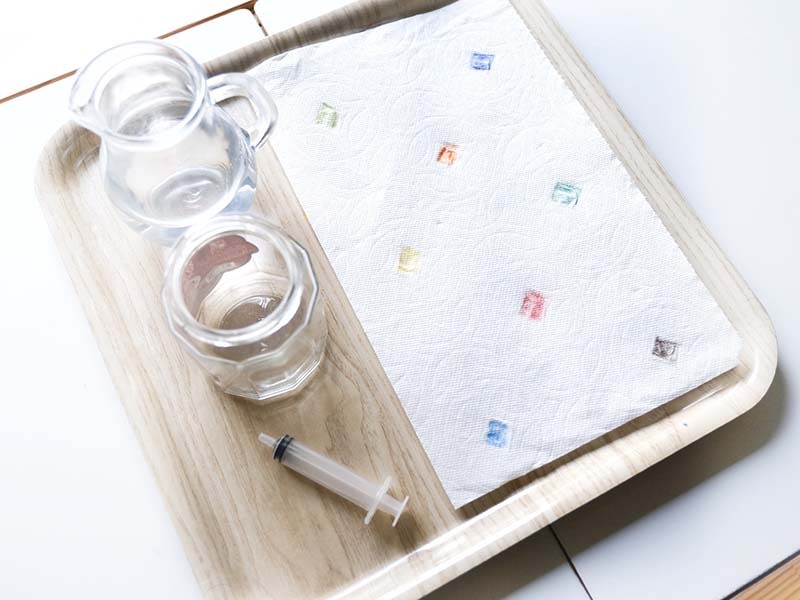 20+ Montessori Toddler Art Trays for Open-ended Creativity