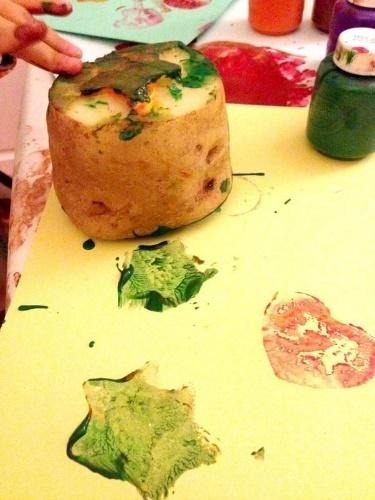 Potato Stamped Cards that Kids Can Make - Easy Tutorial