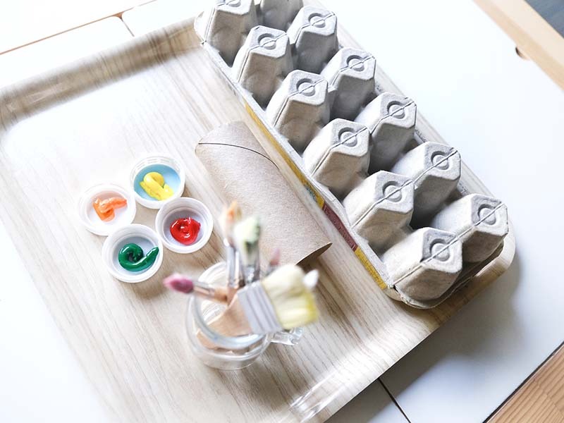 20+ Montessori Toddler Art Trays for Open-ended Creativity