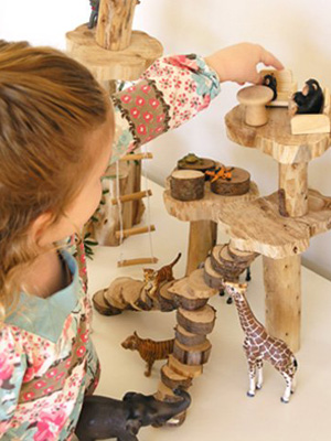 18 Small Worlds for inspiring imaginative play