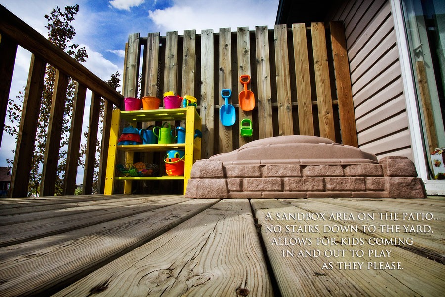 Amazing and Inspiring outdoor play spaces and tips that are perfect for natural living and learning. Perfect backyard play! Waldorf, Reggio, Montessori +