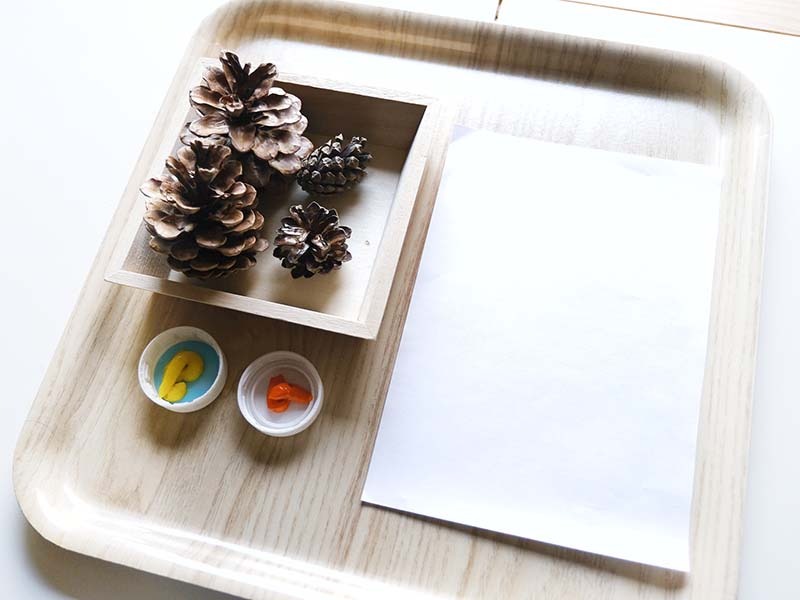 20+ Montessori Toddler Art Trays for Open-ended Creativity